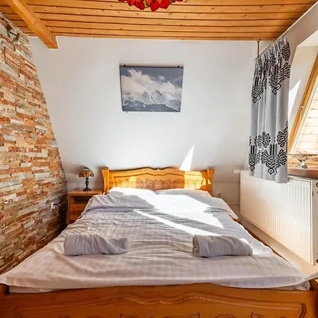 Domek alpejski Pod Strzechą